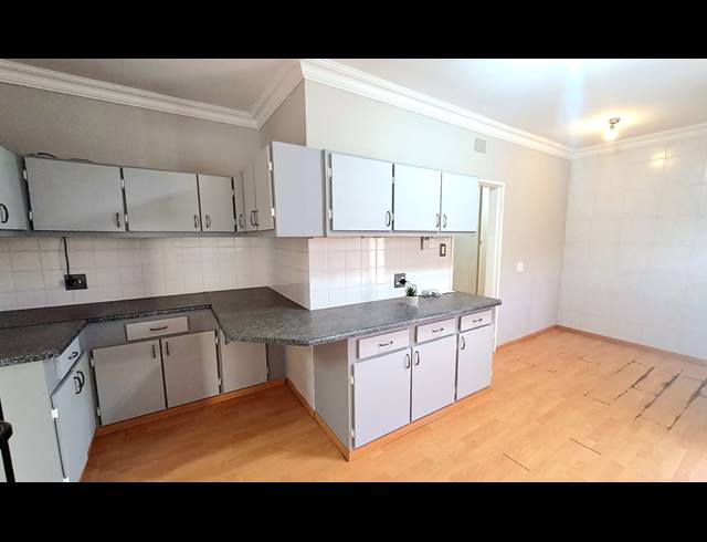 3 BEDROOM HOUSE TO LET IN RISIVILLE